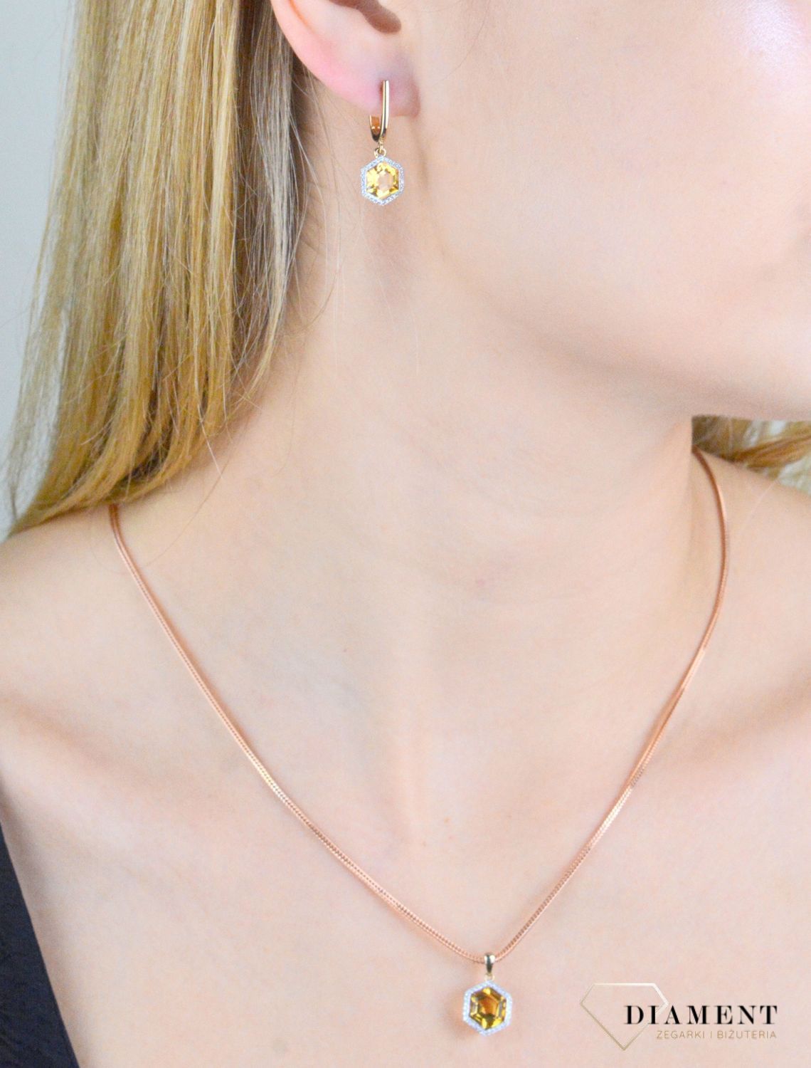 Zawieszka złota damska 585 diamenty z kamieniem naturalnym Cytryn 30 diamentów 0,09 ct P84152Y CT. Zawieszka z diamentami. Biżuteria z diamentami. Złota zawieszka z diamentami i cytrynem. Złota zawieszka damska z diamentami..jpg